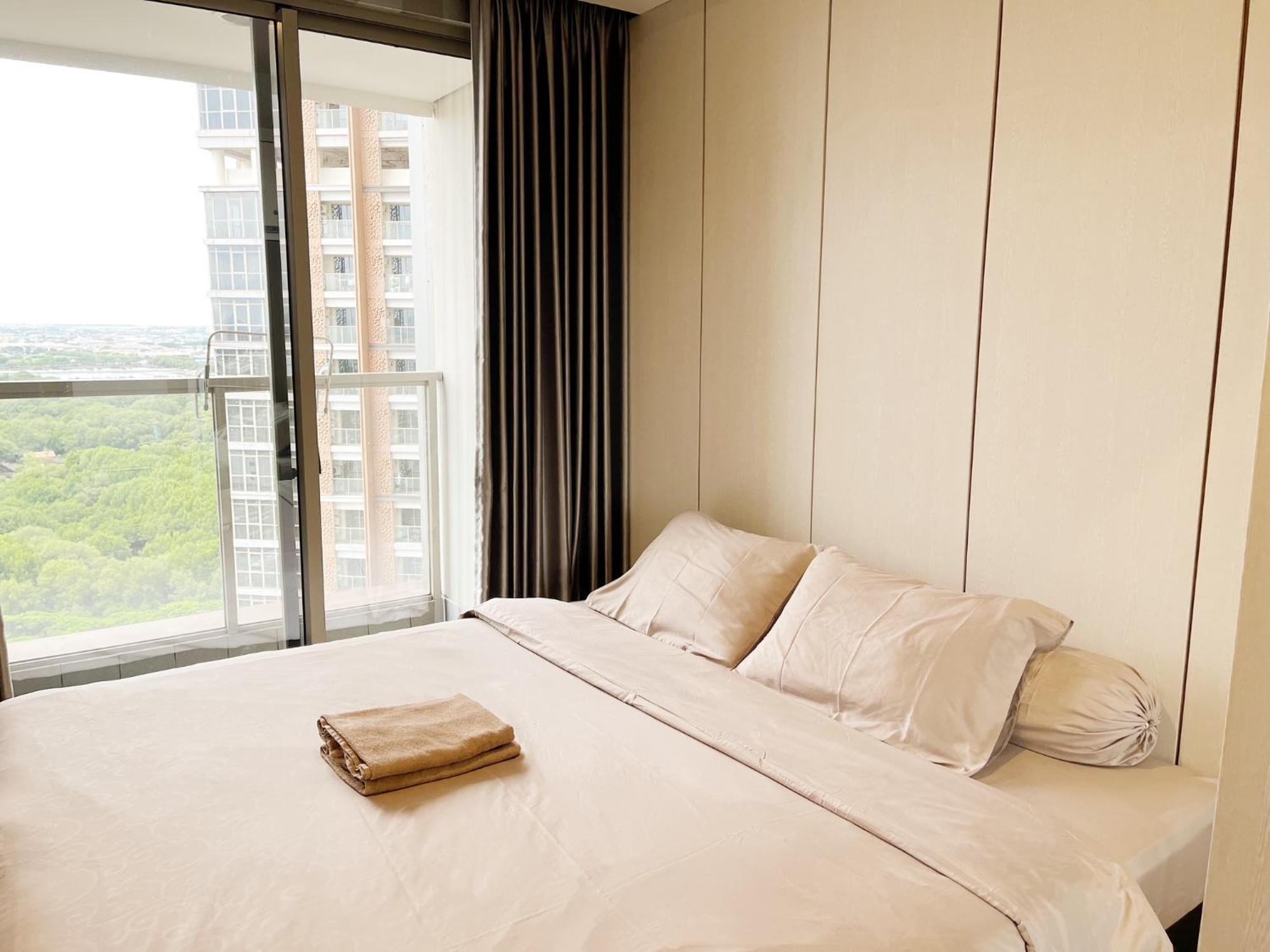Gold Coast Pik Sea View Apartments By Longesuites Jakarta Room photo