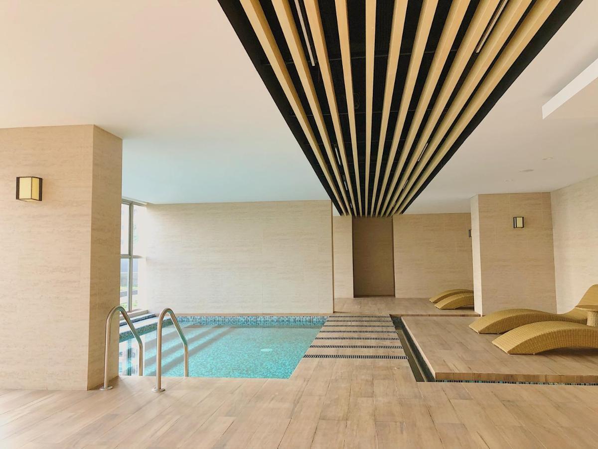 Gold Coast Pik Sea View Apartments By Longesuites Jakarta Exterior photo