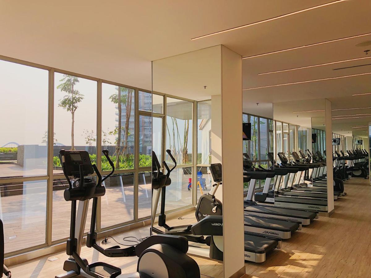 Gold Coast Pik Sea View Apartments By Longesuites Jakarta Exterior photo